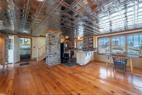 945 RIVERSIDE Dr, Parry Sound Remote Area, ON P0G 1A0