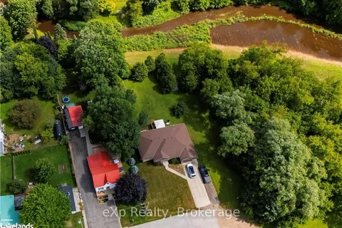 67 UNION St, Minto, ON N0G 1Z0