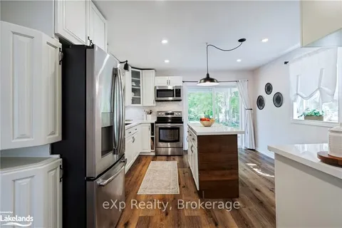 67 UNION St, Minto, ON N0G 1Z0