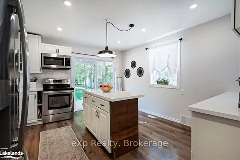 67 UNION St, Minto, ON N0G 1Z0