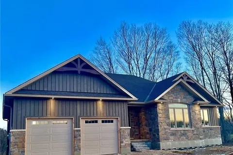 4 HILTON Lane, Meaford, ON N4L 1L8