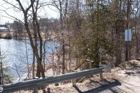 195 BOUNDARY SPUR Rd, Whitestone, ON P0A 1G0