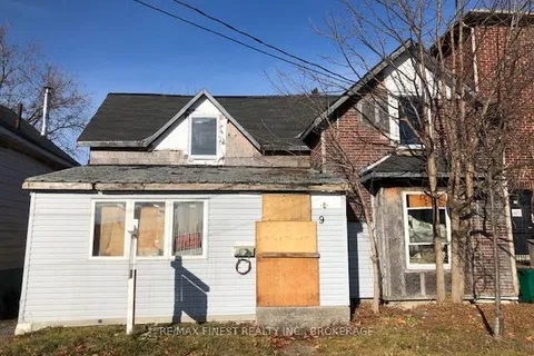 9 Cataraqui St, Kingston, ON K7K 1Z6