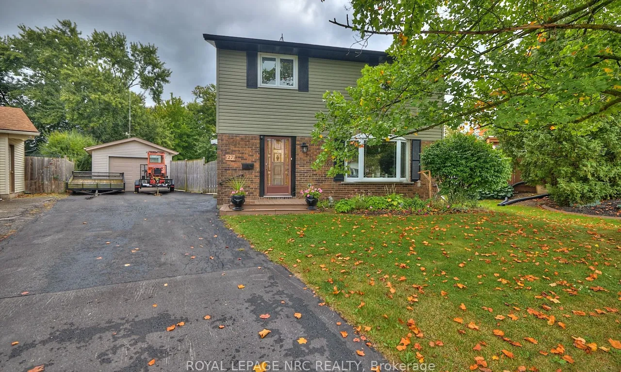 27 MEADOWVALE Pl, Welland, ON L3C 6A8