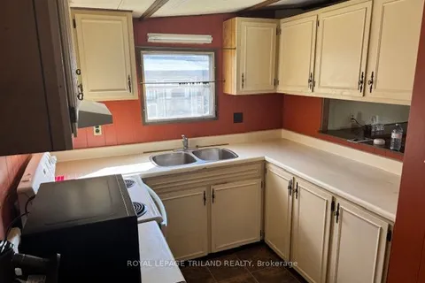 200 Agnes St, Thames Centre, ON N0E 1W0