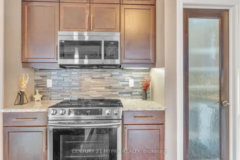 1682 Beaverbrook Ave, London, ON N6H 0E3