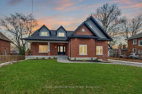 214 Aberdeen Avenue, ON K9H 3Y1