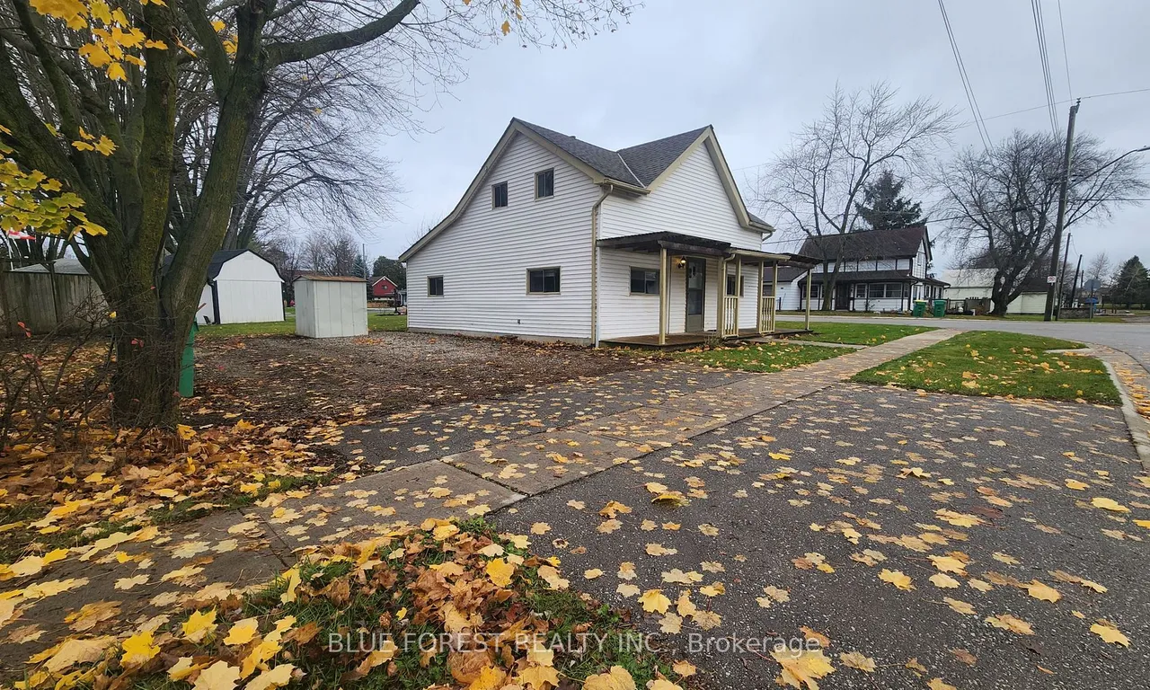 17 Argyle St, Southwest Middlesex, ON N0L 1A0