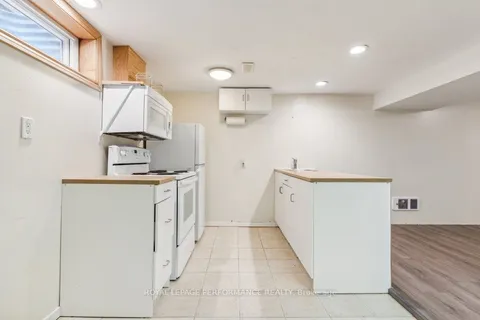 1932 Marquis Avenue, Beacon Hill North - South and Area, ON K1J 8J2