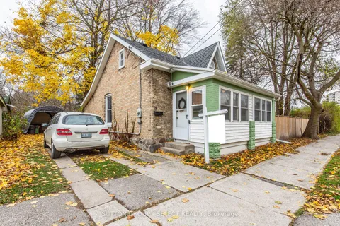 28 Napier St, London, ON N6H 1W7