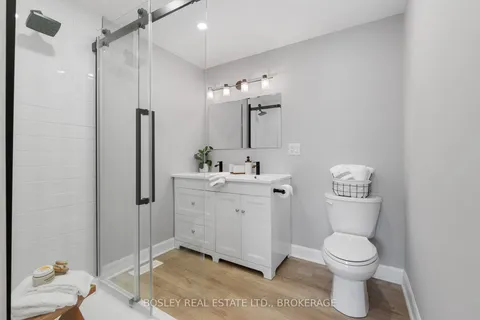 184 Keefer Rd, Thorold, ON L2V 4N9