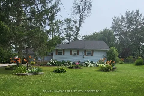 3181 Poplar Ave, Fort Erie, ON L0S 1N0