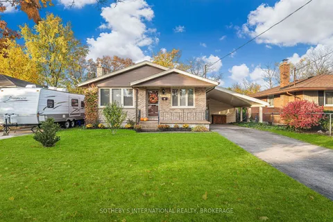 5 Hardwood Grve, St. Catharines, ON L2P 1K3