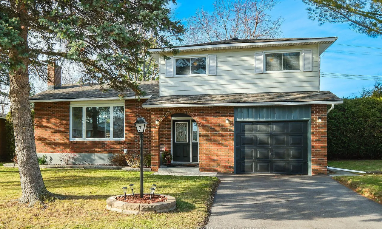 7 Gale St, Mississippi Mills, ON K0A 1A0