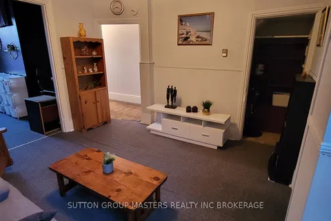 169 Clergy St, Kingston, ON K7K 3S6