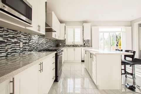 23 Chaumont Dr, Hamilton, ON L8J 0J9