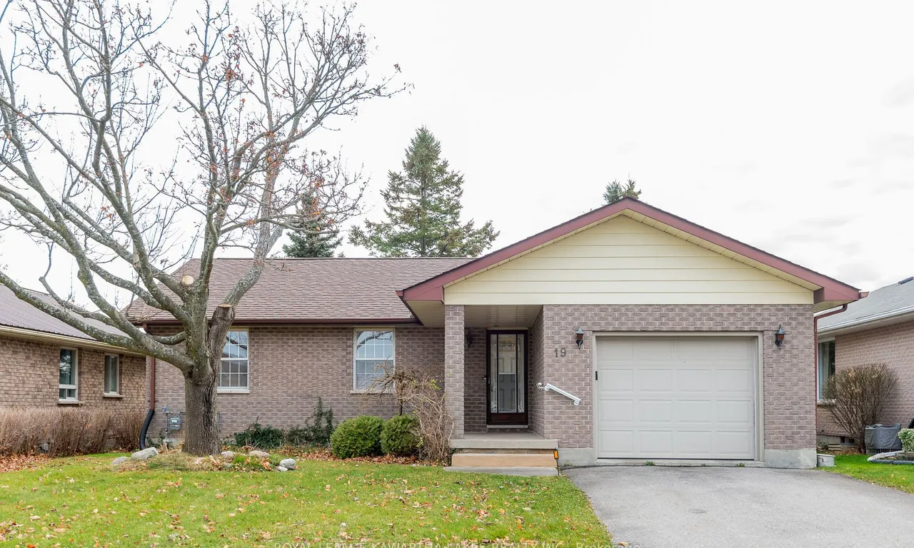 19 Wilson Ave, Kawartha Lakes, ON K9V 5S1