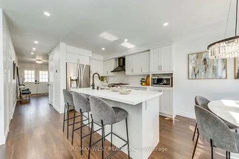 39 Gowland Dr, Hamilton, ON L0R 1C0