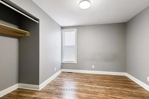 3161 Peter St, Windsor, ON N9C 1H4