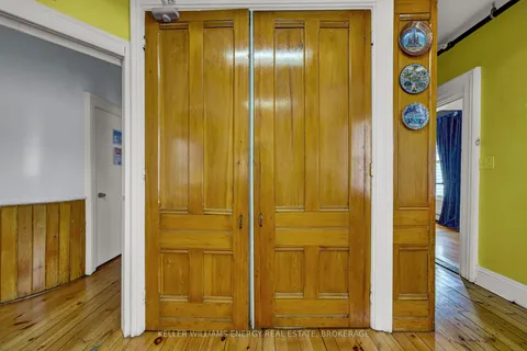 71 Queen St, Prince Edward County, ON K0K 2T0