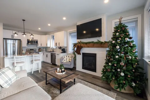 2 Tackaberry Dr, Brighton, ON K0K 1H0
