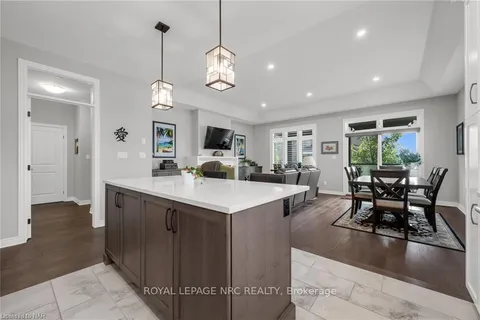 31 Secord St, Thorold, ON L2V 0E6