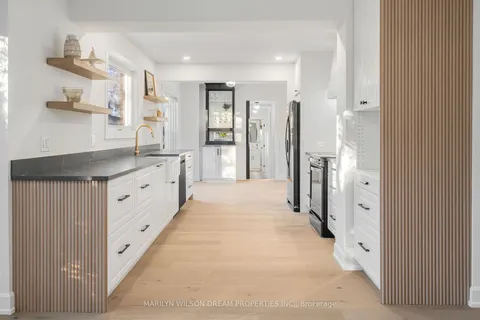 5 Rutherford Cres, Kanata, ON K2K 1N1