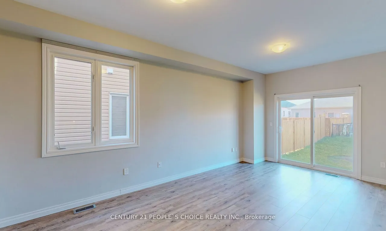 14 Tegan Crt, Loyalist, ON K0H 2H0