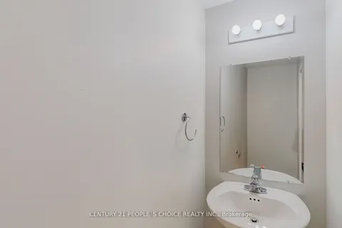 14 Tegan Crt, Loyalist, ON K0H 2H0