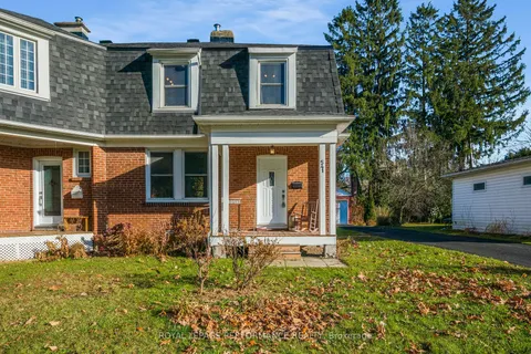 541 Smerdon St, Hawkesbury, ON K6A 2M9