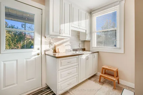541 Smerdon St, Hawkesbury, ON K6A 2M9