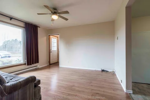 25 Quinte View Drive, Quinte West, ON K8V 5P5