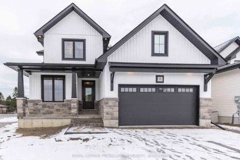 2 Mackenzie John Crescent, Brighton, ON K0K 1H0