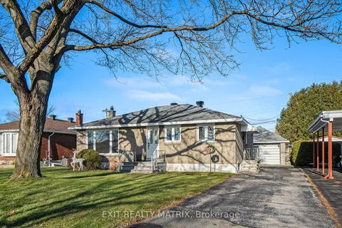 629 Gardenvale Rd, Overbook - Castleheights and Area, ON K1K 1E5