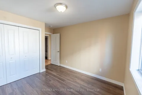 2240 Pitt St, Cornwall, ON K6K 1A4