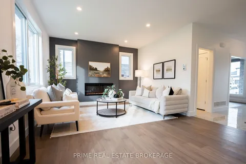 207 Eagle St, North Middlesex, ON N0M 2K0