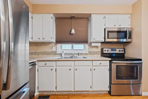 69 Beechbank Cres, London, ON N6E 2P1