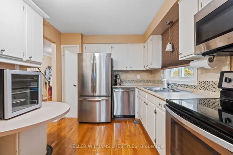 69 Beechbank Cres, London, ON N6E 2P1