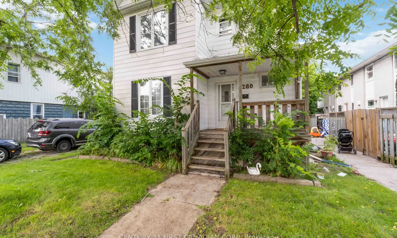 280 Maxwell St, Sarnia, ON N7T 5C7