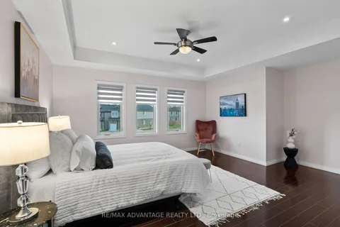 51 Yvonne Cres, London, ON N5Z 0A5