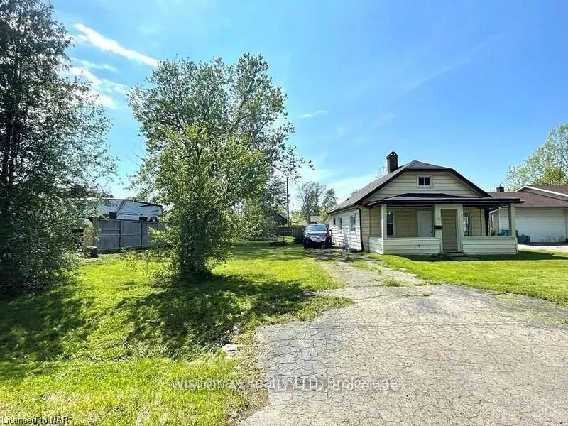 495 GRANDVIEW Rd, Fort Erie, ON L2A 4T7