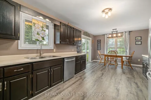 243 Cross Rd, Tyendinaga, ON K0K 2Y0
