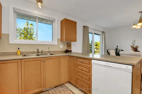 1227 Lafortune Dr, North Dundas, ON K0C 2K0