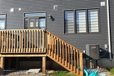 35 Rowlock St, Welland, ON L3B 0M7