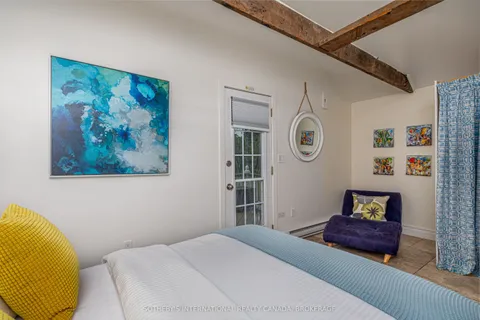 8 Starr Place, Kingston, ON K7L 4V1