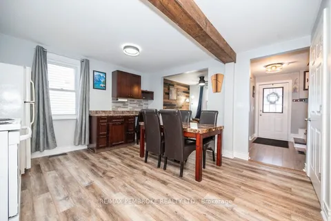 241 Forced Rd, Pembroke, ON K8A 5J3