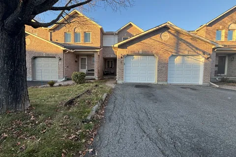 5 Maurya Crt, Hunt Club - South Keys and Area, ON K1G 5S2