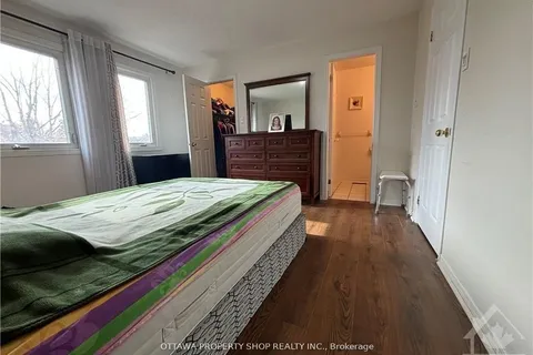 5 Maurya Crt, Hunt Club - South Keys and Area, ON K1G 5S2