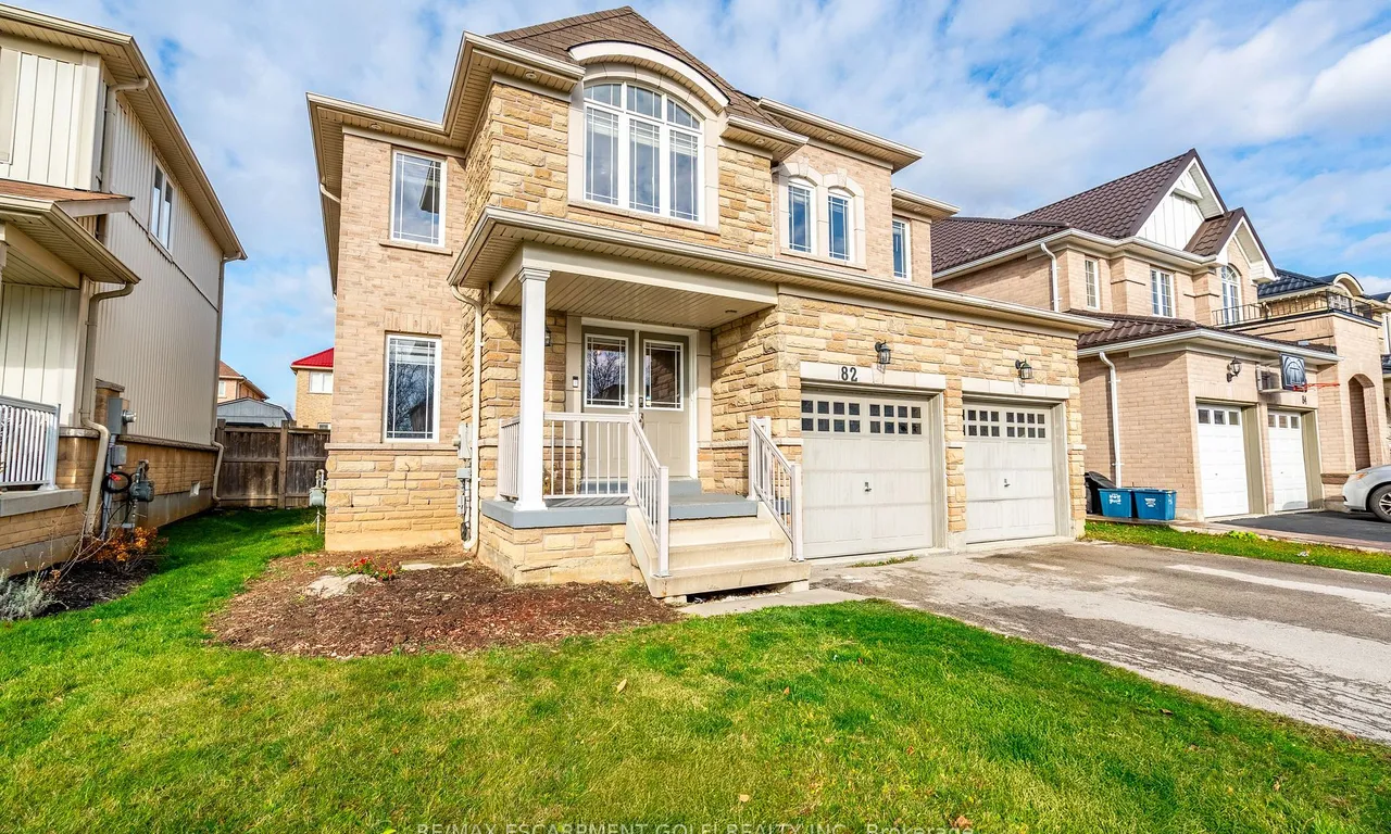 82 BARRETT Ave, Brantford, ON N3S 0B4