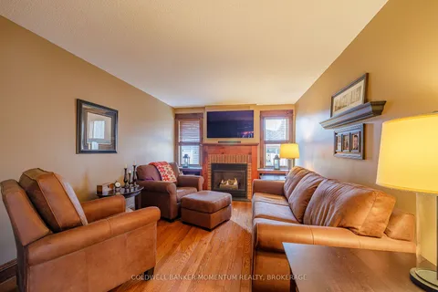 5583 Prince Edward Ave, Niagara Falls, ON L2G 5H9